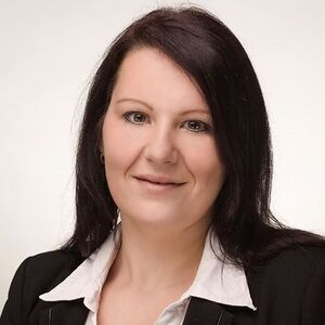 Katharina Altmayer
